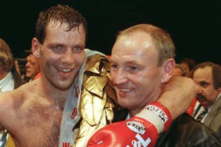 Legendárny boxer a tréner Manfred Wolke (vpravo) už nie je medzi nami.