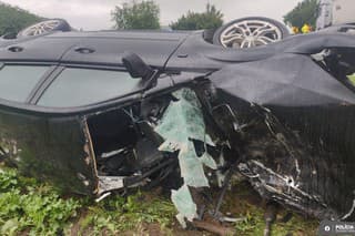 Pri rannej nehode v Slovenskom Pravne sa vážne zranil 25-ročný vodič