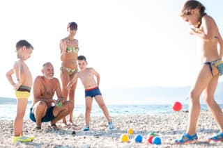 Vychutnajte si rozprávkovú dovolenku na unikátnych piesočnatých plážach v Chorvátsku!