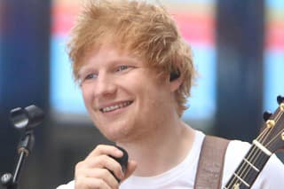 Ed Sheeran je tvorcom hitov, ktoré pozná celý svet.