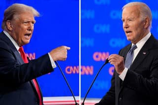 Joe Biden (vpravo) a Donald Trump počas prvej predvolebnej debaty.