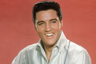 Kráľ rokenrolu Elvis Presley.