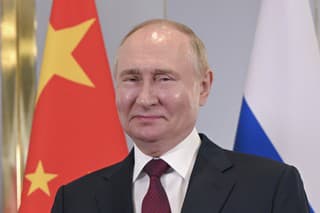 Putin na stretnutie vycestoval z Ruska.