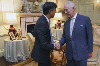 Kráľ Karol III. sa stretol s britským premiérom Rishim Sunakom. 