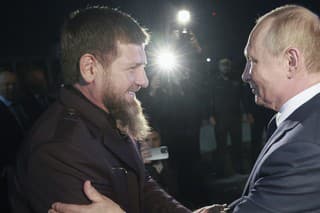 Čečenský vodca Ramzan Kadyrov privítal ruského prezidenta Vladimira Putina.