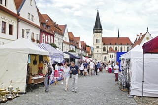 Na bardejovskom Radničnom námestí sa organizuje jarmok už po stáročia.