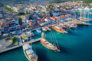 Prístavné mesto a turistické letovisko Marmaris