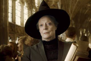 Vo veku 89 rokov zomrela Maggie Smith, predstaviteľka profesorky Minervy Mcgonaggalovej.