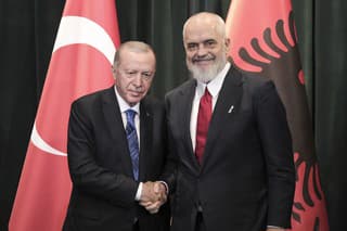 Turecký prezident Recep Tayyip Erdogan a albánsky premiér Edi Rama.