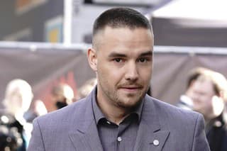 Vo veku 31 rokov zomrel britský spevák Liam Payne.