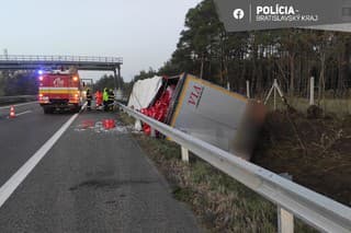 Dopravná nehoda na D2 smerom do Čiech si vyžiadala zdržanie