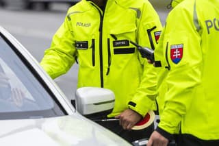 Úrad inšpekčnej služby zadržal dopravného policajta 