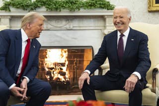 Novozvolený prezident Trump so súčasným prezidentom USA, Bidenom.