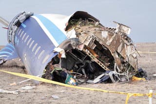 Lietadlo Embraer 190 spoločnosti AZAL smerovalo z azerbajdžanskej metropoly Baku do čečenského hlavného mesta Groznyj.