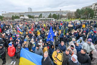 Na snímke protest proti návšteve predsedu vlády SR Roberta Fica (Smer-SD) v Moskve.