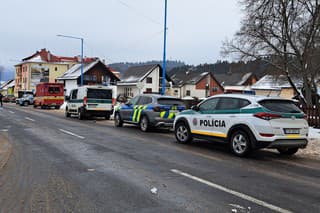 Situácia v okolí gymnázia v Spišskej Starej Vsi, kde došlo k útoku nožom vo štvrtok 16. januára 2025.