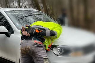 Polícia zadržala v okrese Lučenec za drogovú trestnú činnosť 43-ročného muža.