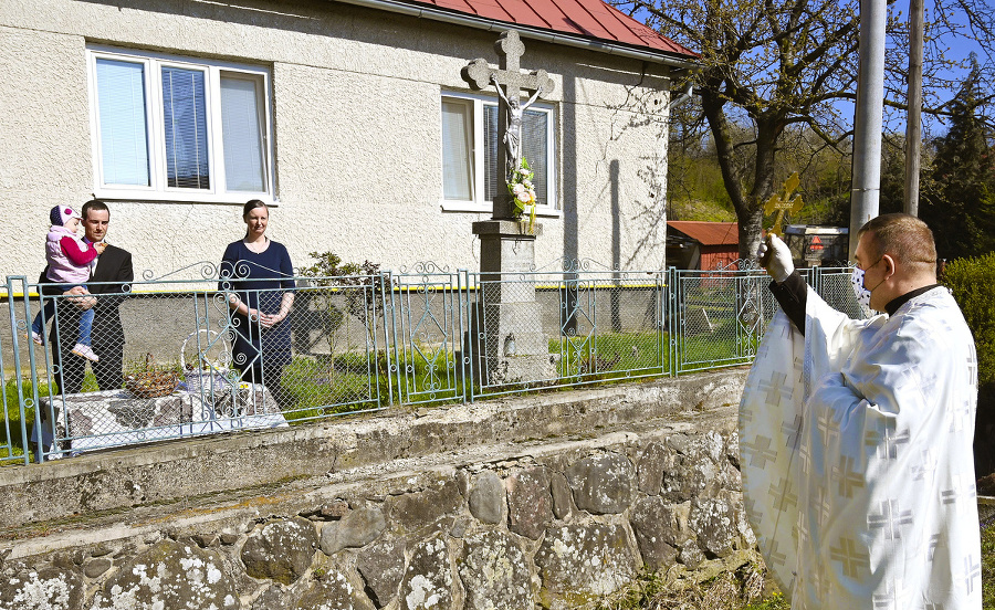 Svätenie veľkonočných košíkov prebiehalo