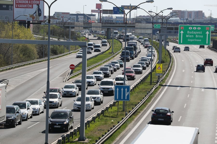 Policajné kontroly spôsobili obrovské