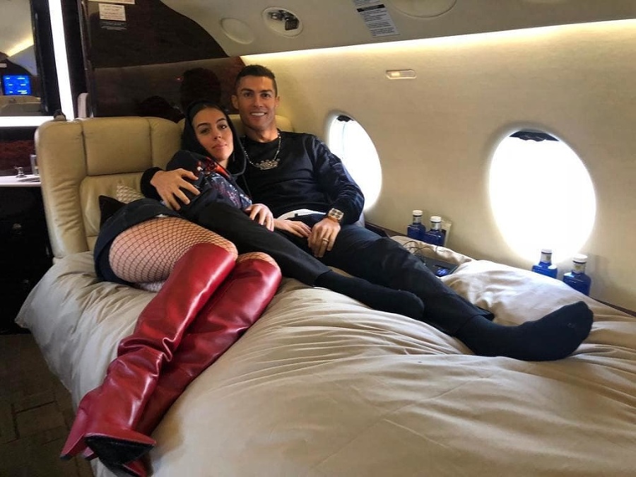 Ronaldo a Georgina vedľa