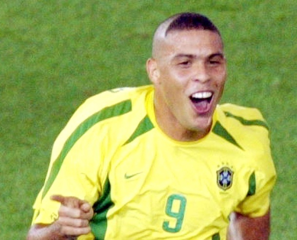 Brazílčan Ronaldo počas MS v roku 2002.