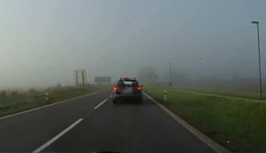 Niektorí vodiči si neuvedomujú, ako ohrozujú seba a ostatných.