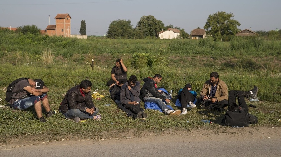 Migranti na srbsko-maďarskej hranici.