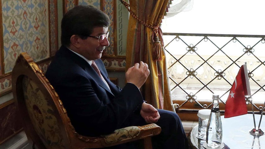 Davutoglu navštívil svätyňu, ležiacu