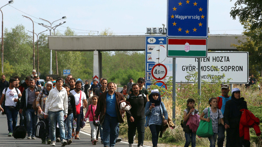 Utečenci na hraniciach Maďarska