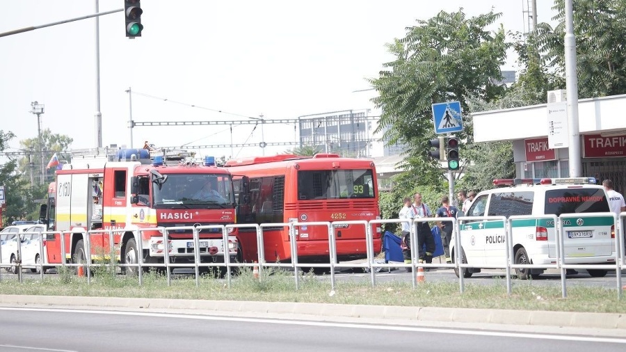 Zrážka s autobusom sa