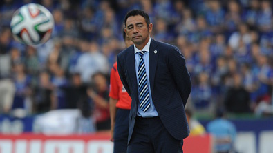 Tréner Kenta Hasegawa si
