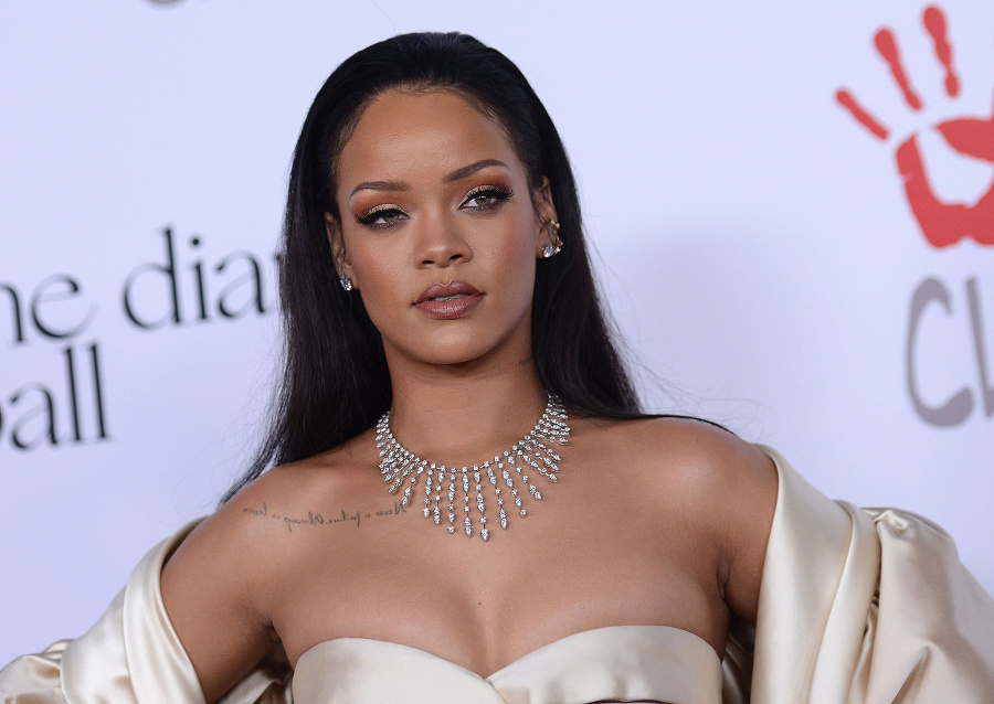 Rihanna na akcii Diamond