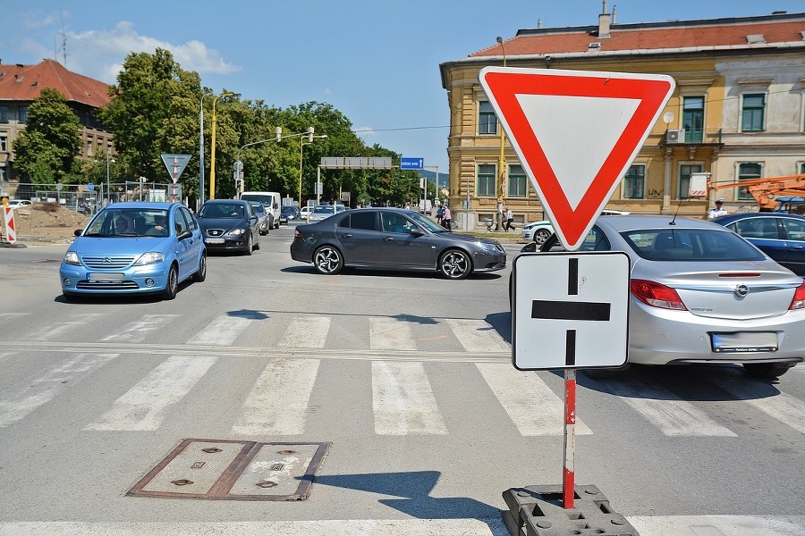 2. Uzatvorenie koľajového prejazdu