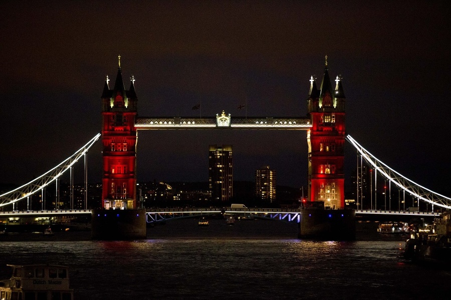 Londýnsky Tower Bridge tiež