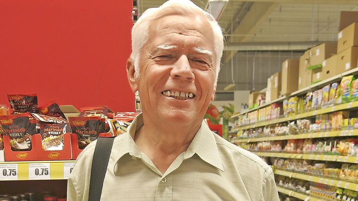 Attila Erös (68), dôchodca,