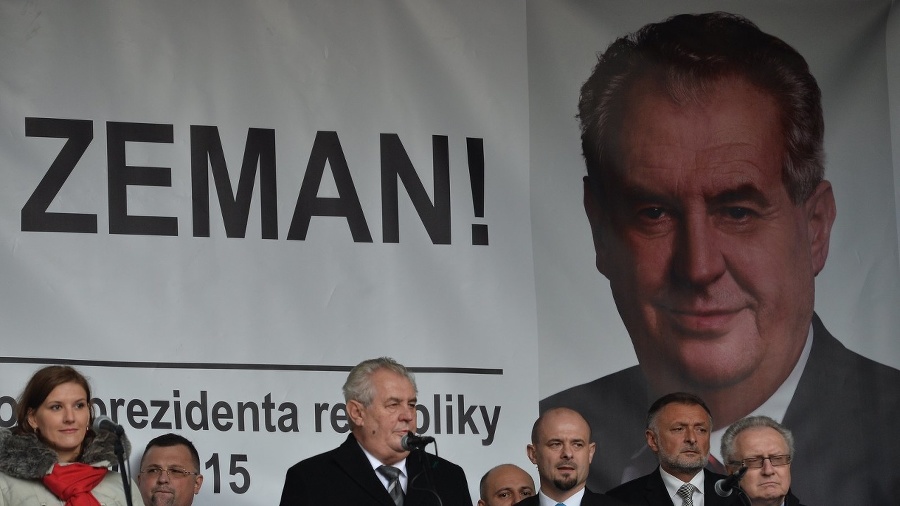 Zeman sa prihovoril občanom.