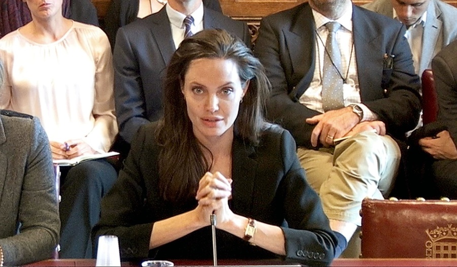 Angelina v britskom parlamente
