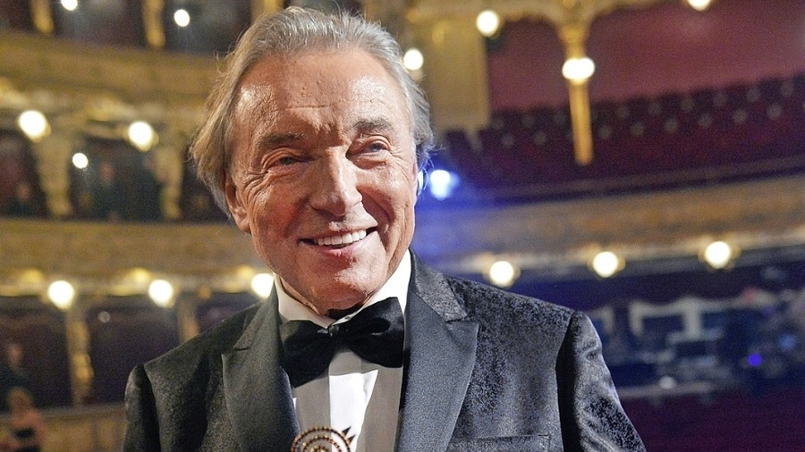 Karel Gott mal minimálne