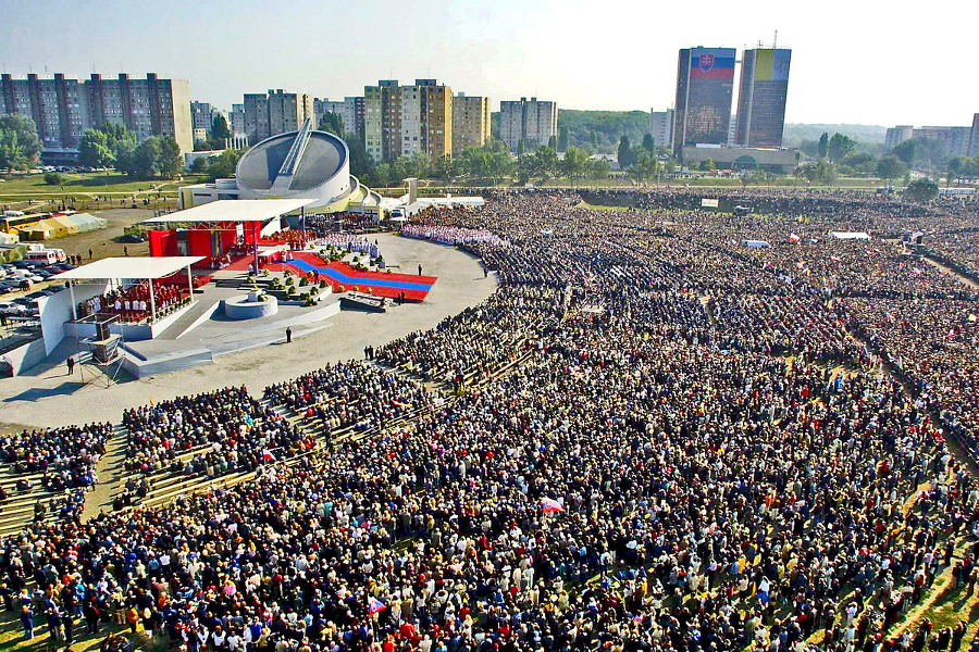 2003: Posledná návšteva Svätého