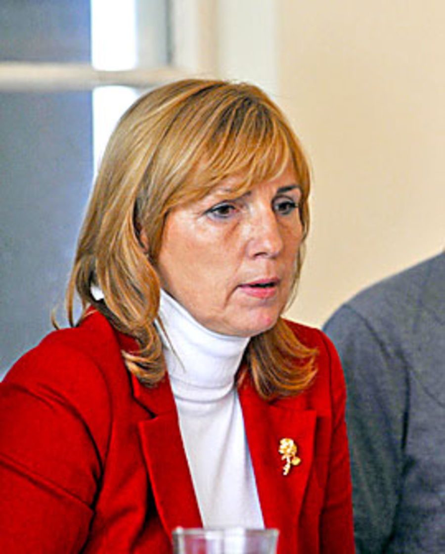 Dana Čahojová
