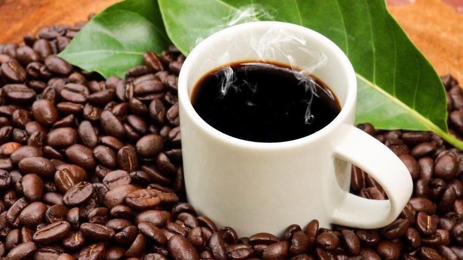 Kávové zrná majú omladzujúce