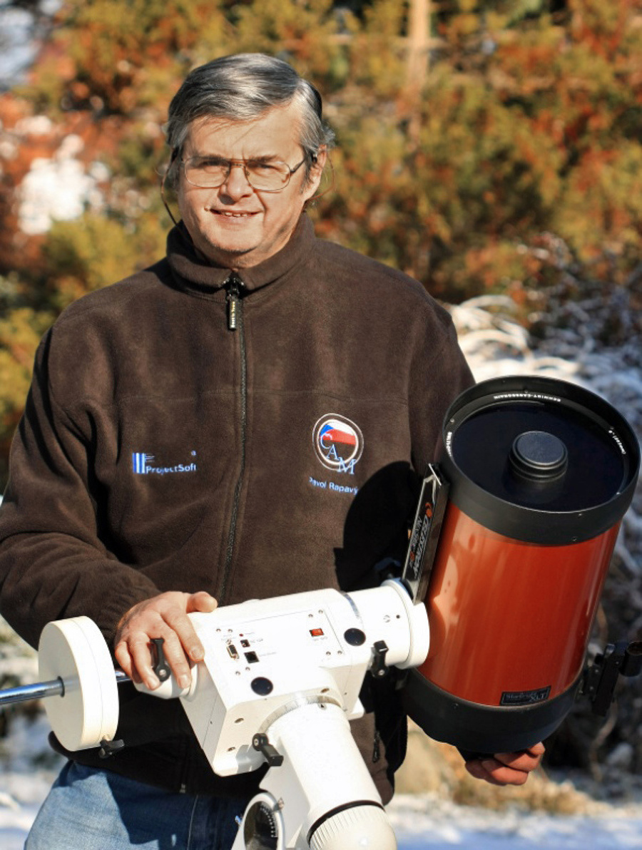 Astronóm Pavol Rapavý