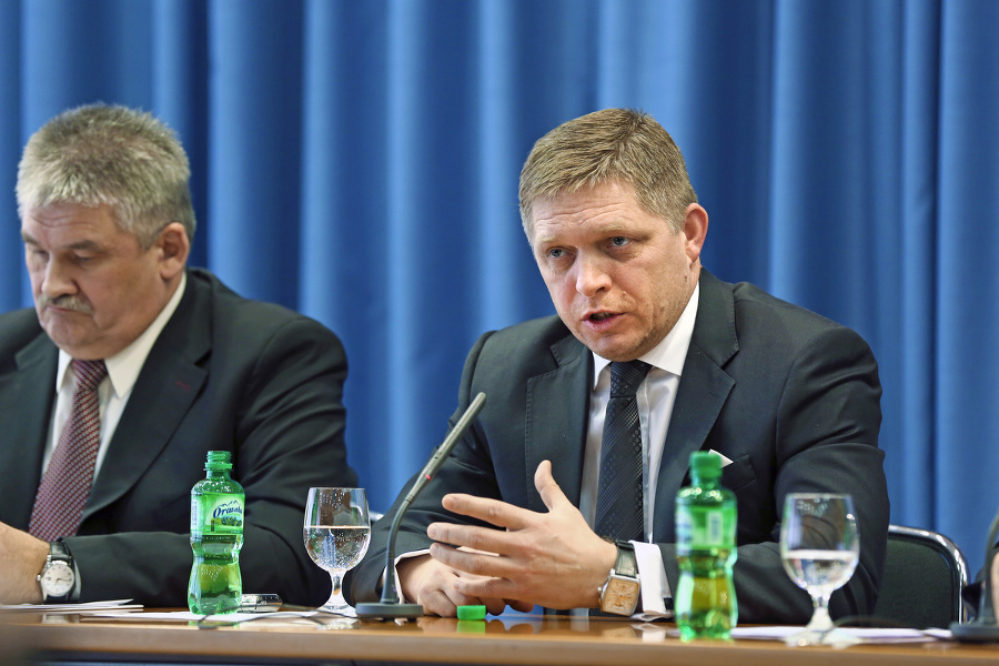 Robert Fico si vyberá hodinky podľa termínu volieb.