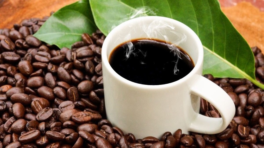 Kávové zrná majú omladzujúce