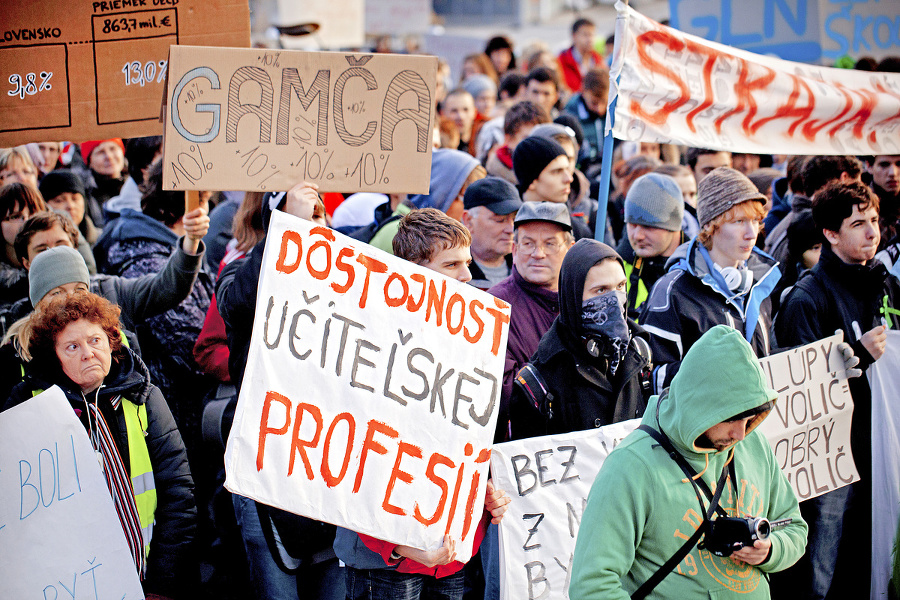 Platy v školstve zostanú tento