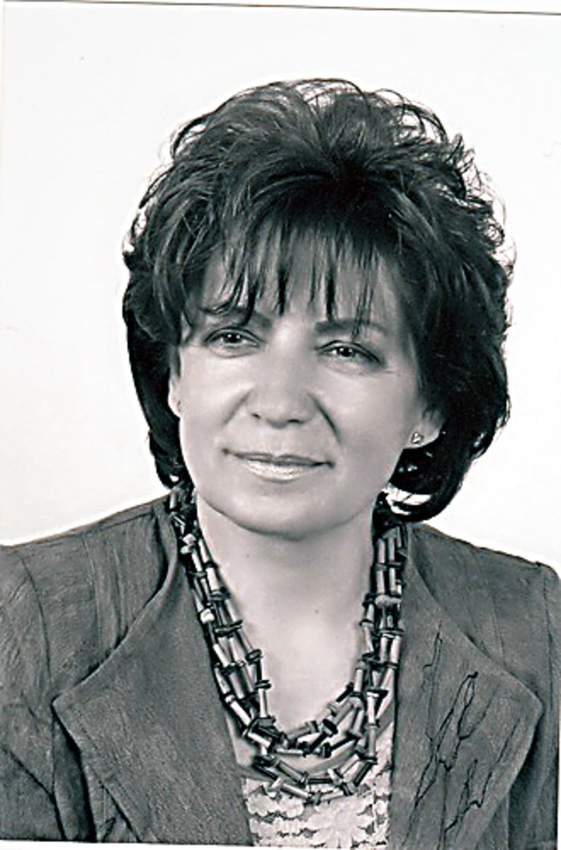 riaditeľka V. Dzurejová
