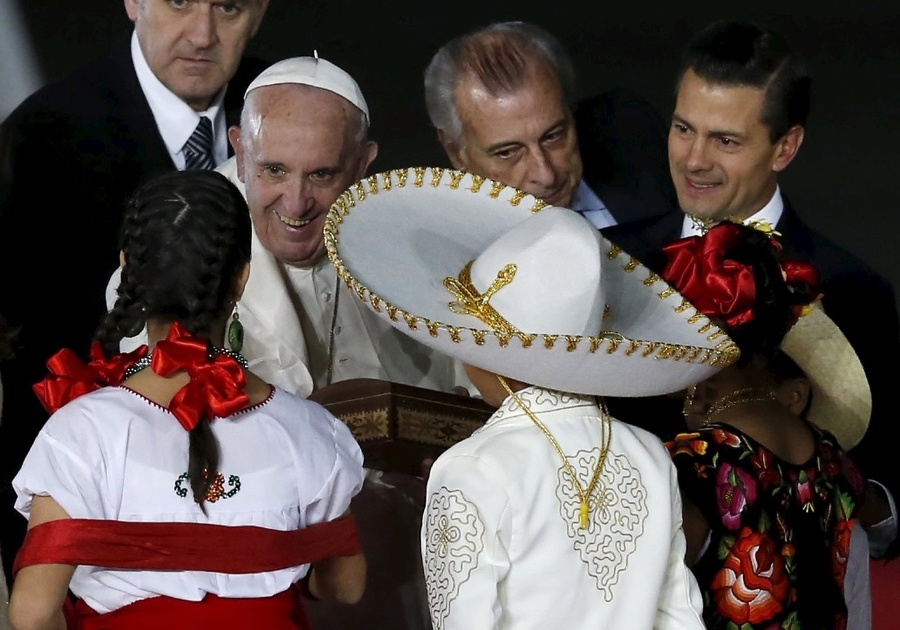 Privítanie pápeža v Mexiku.