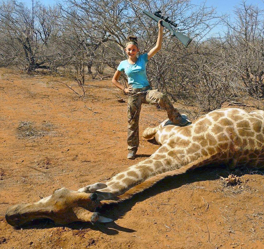 Aryanna zastrelila žirafu na