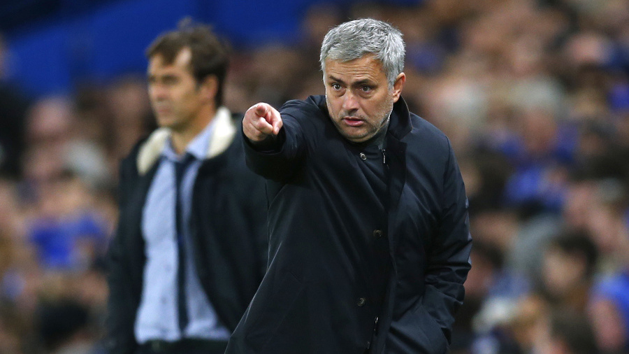 Mourinho to má ťažké. Čím dlhšie bude nezamestnaný, tým viac zarobí!