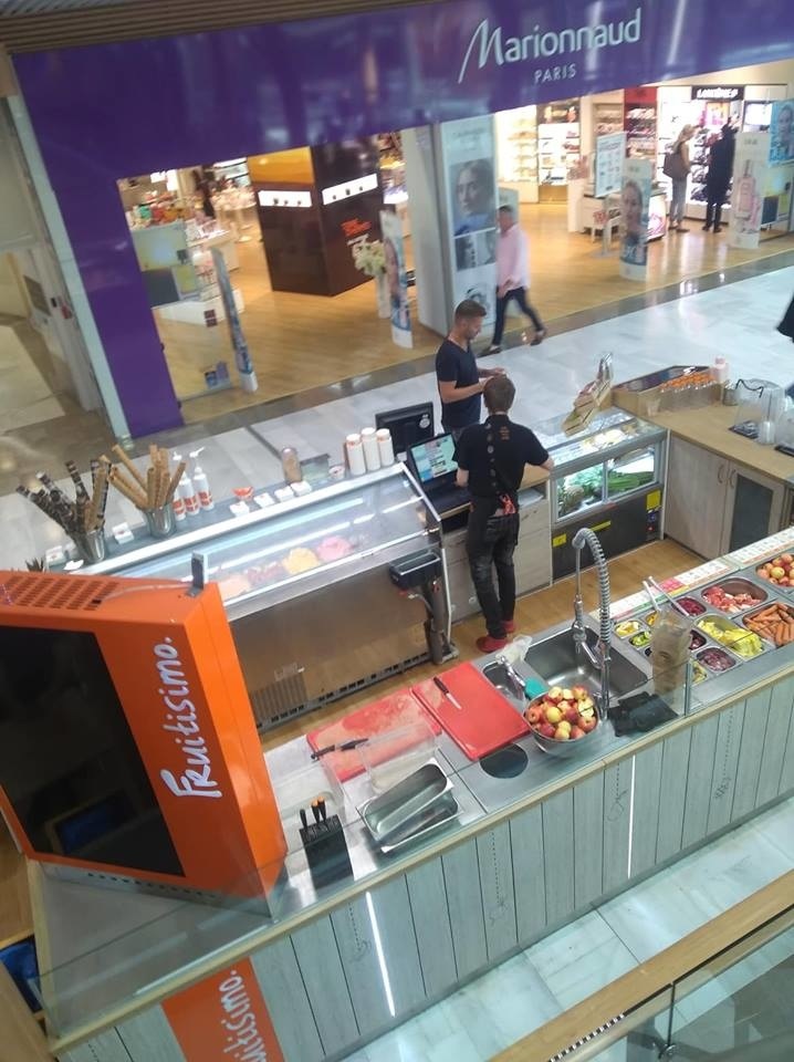 Andy Kraus berie svoju prácu na tehličkách naozaj vážne, kupuje si totiž diétnu šťavu z ovocia.